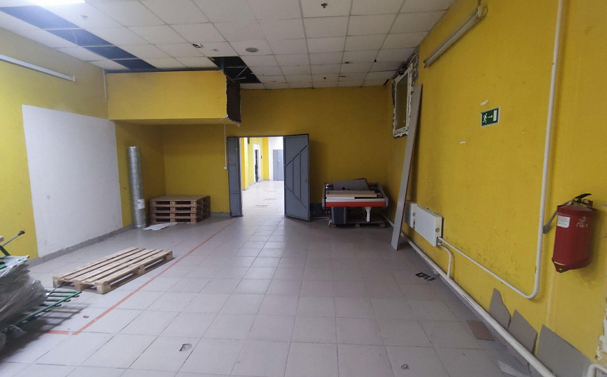 Сдам бизнес-центр/офисный центр, 700 м² фото