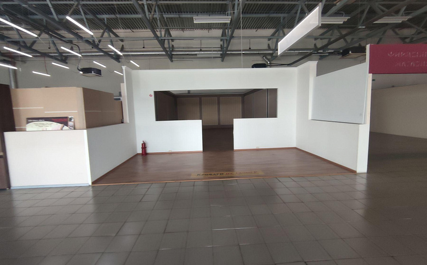 Сдам бизнес-центр/офисный центр, 700 м² фото