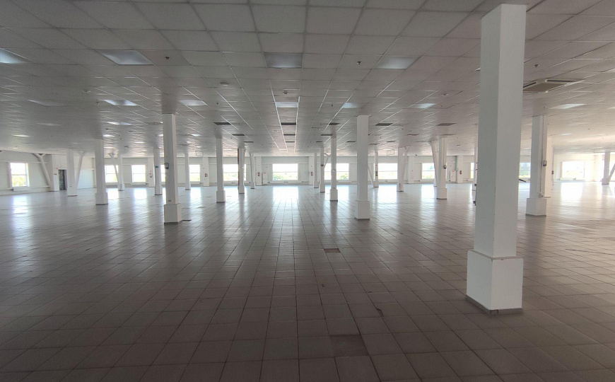 Сдам бизнес-центр/офисный центр, 700 м² фото
