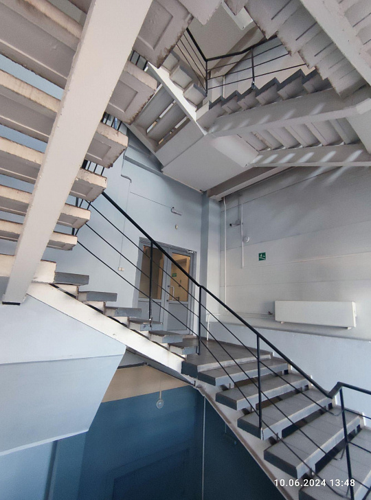 Сдам бизнес-центр/офисный центр, 700 м² фото