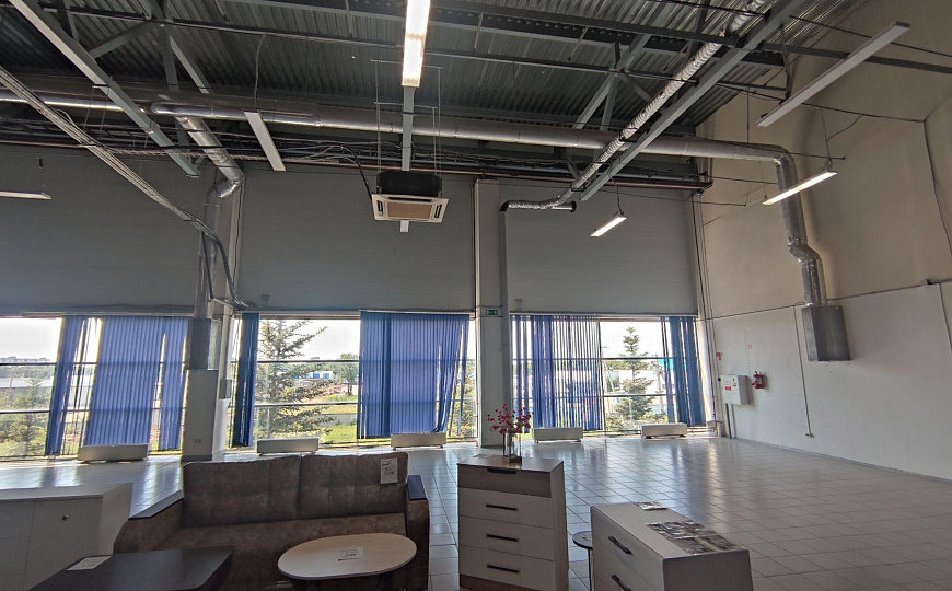 Сдам бизнес-центр/офисный центр, 700 м² фото