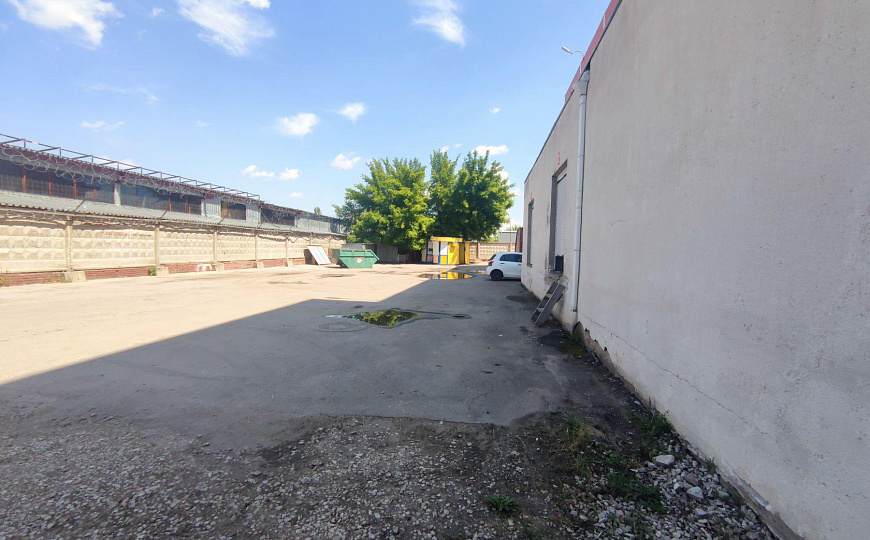 Сдам бизнес-центр/офисный центр, 700 м² фото