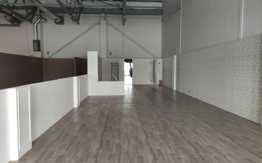 Сдам бизнес-центр/офисный центр, 700 м² фото