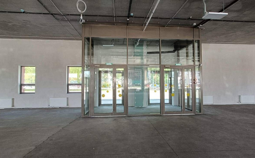 Продаю здание Торгово-офисное 4585м² с НДС фото