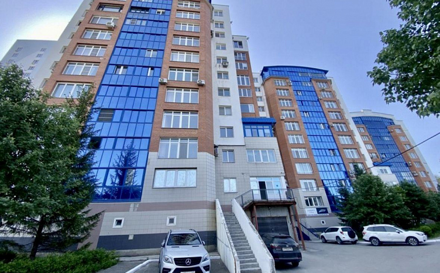 Продажа офиса 216 м2 с видом на Волгу фото