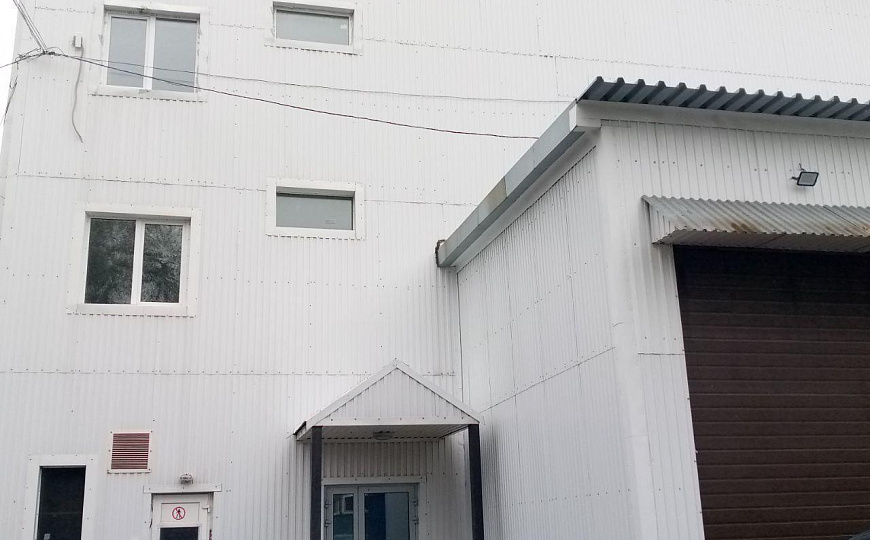 Сдается в аренду помещение свободного назначения на охраняемой производственной базе. фото
