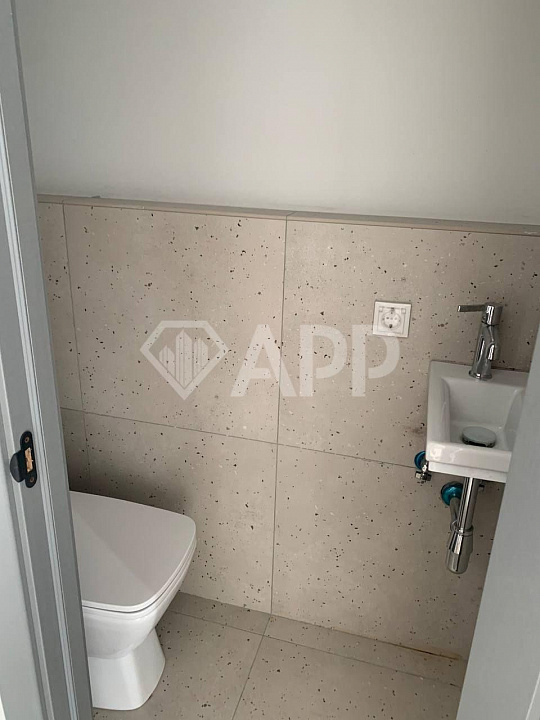 Сдам помещение свободного назначения под склад,производство 950 м² фото