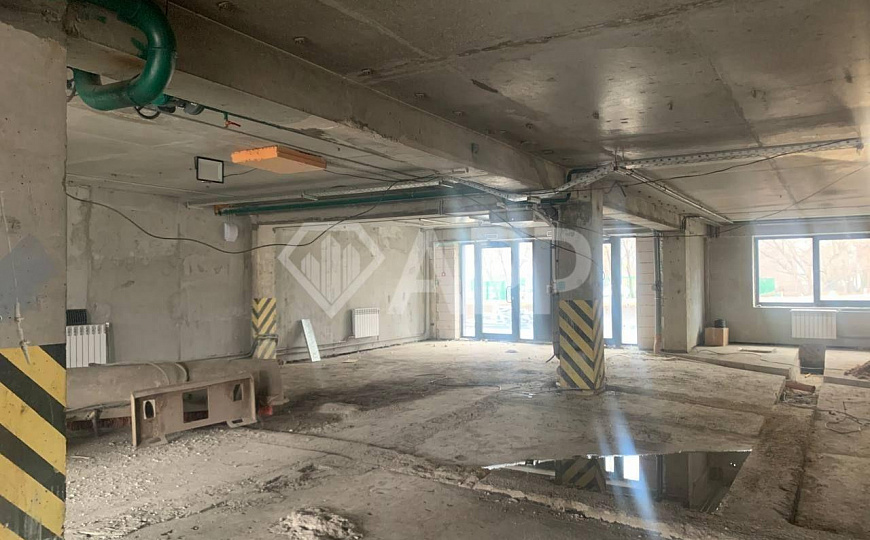 Сдам помещение свободного назначения под склад,производство 950 м² фото