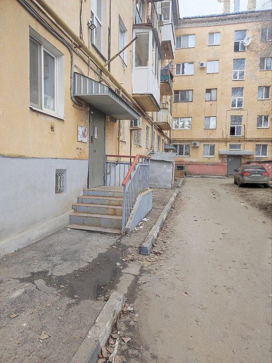 Помещение с арендатором. 126 м.. фото