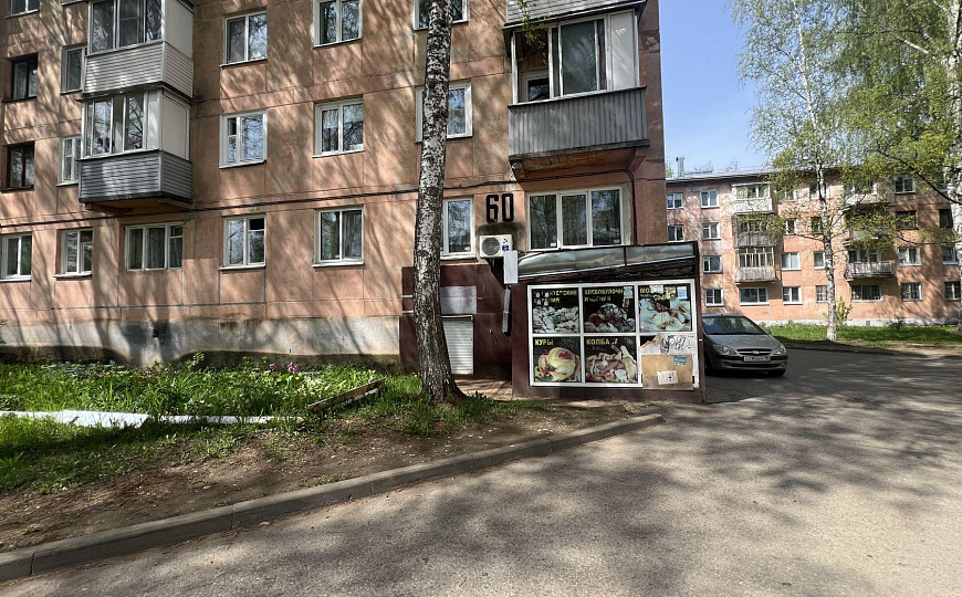 Продается помещение  на самом оживленном перекрестке Металлурга, 55м² фото
