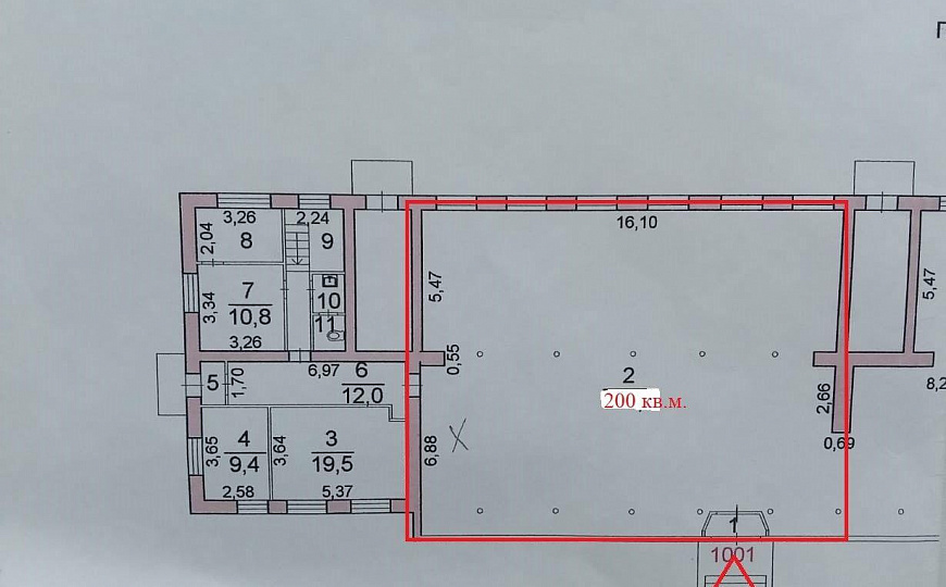 Помещение в проходном месте 200 м² фото