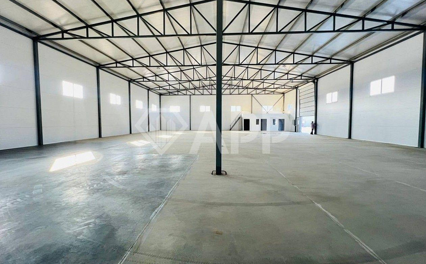 Сдаю складское помещение, 700 м² фото