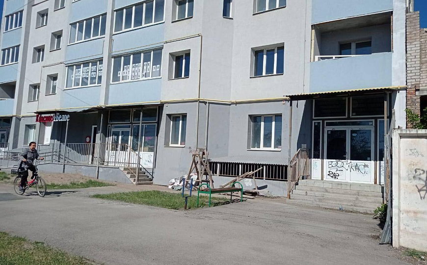 Помещение в аренду с высоким трафиком фото
