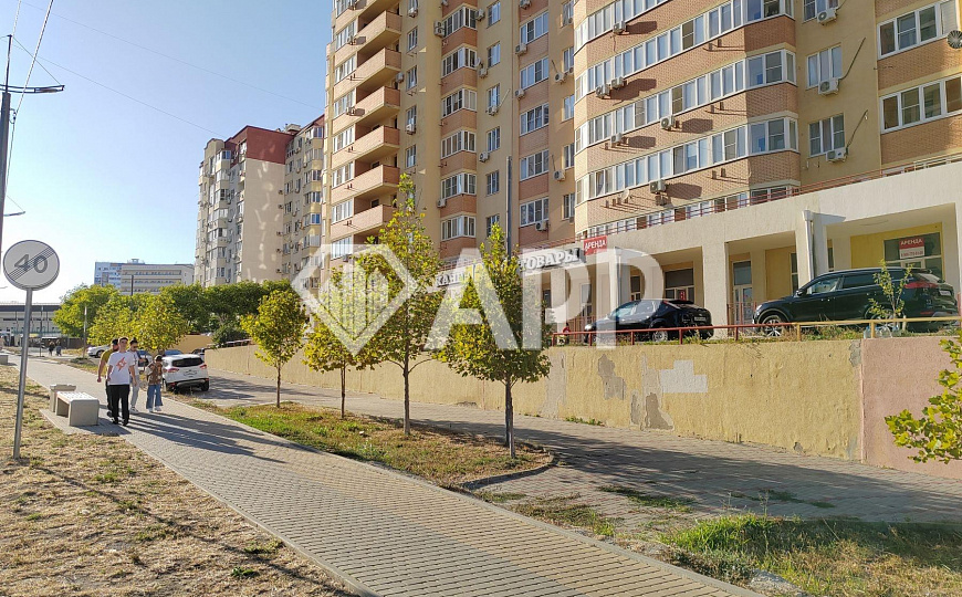Сдам торговое помещение, 158 м² фото