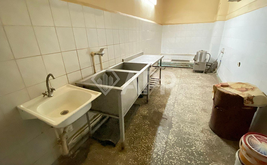 Сдается помещение свободного назначения 340 м² фото