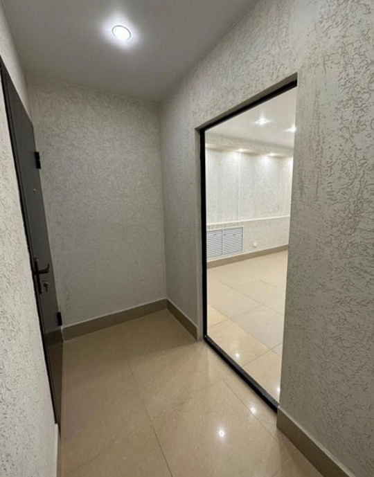 Продам помещение 16,6м² на первой линии, евроремонт. фото