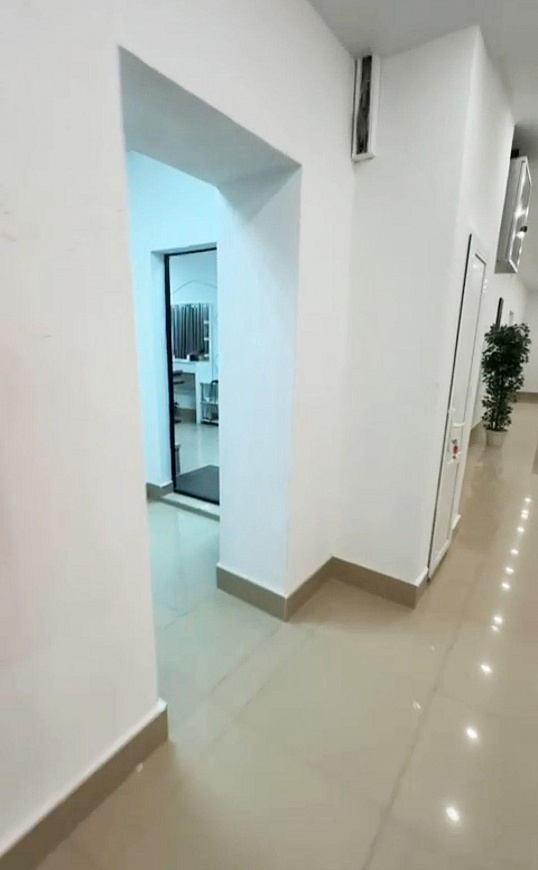 Продам помещение 16,6м² на первой линии, евроремонт. фото