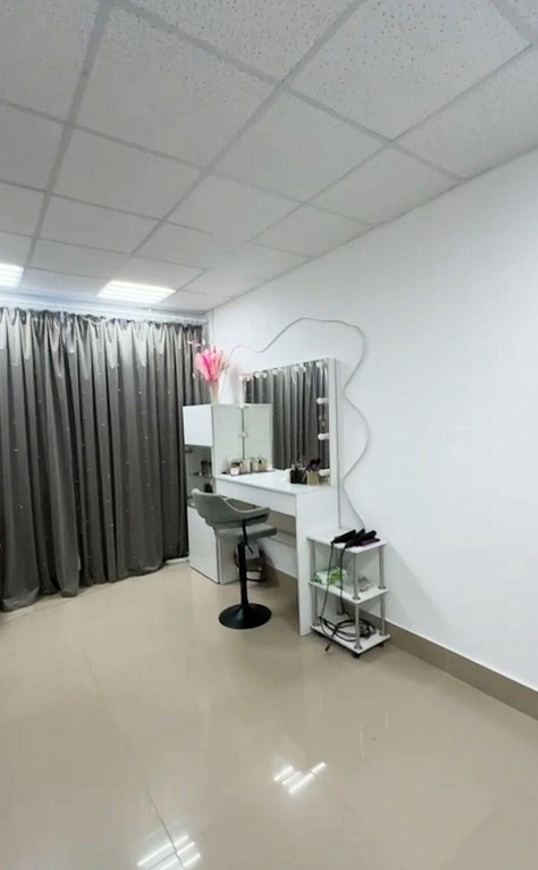 Продам помещение 16,6м² на первой линии, евроремонт. фото