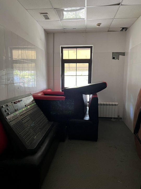 Сдается помещение 1700м2 на Набережной реки Волга фото