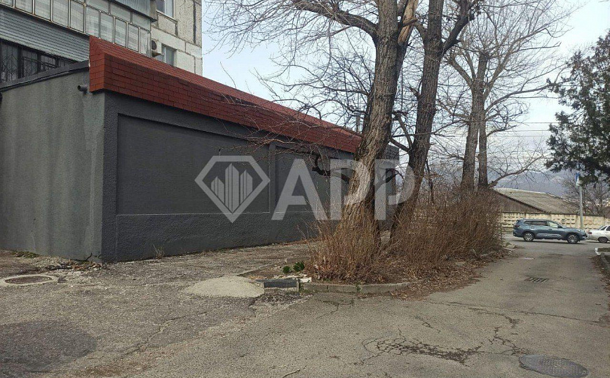 Сдаю торговое помещение 150 м2 фото