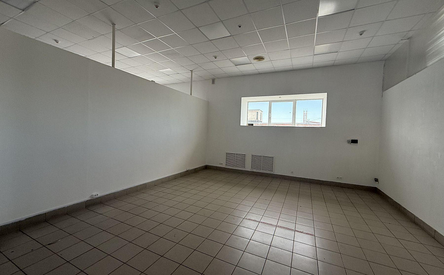Сдам помещение свободного назначения, 40 м² с водой фото