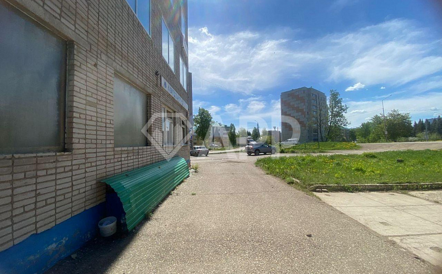 Сдается помещение  в проходном месте фото
