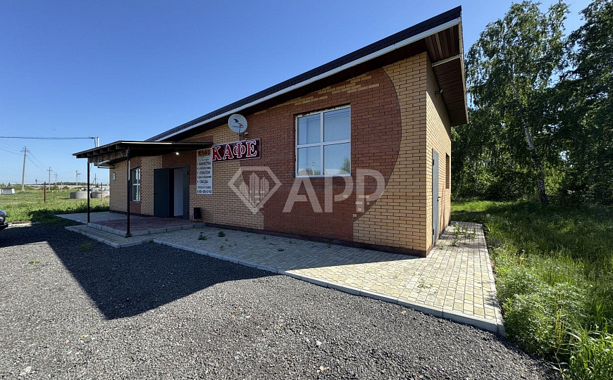 Отдельно стоящее кирпичное здание, 200 м² фото