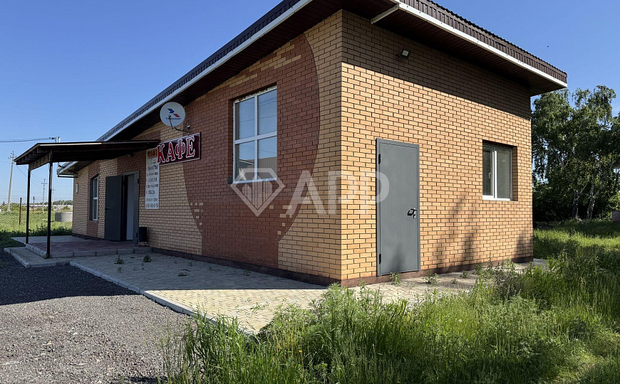 Отдельно стоящее кирпичное здание, 200 м² фото