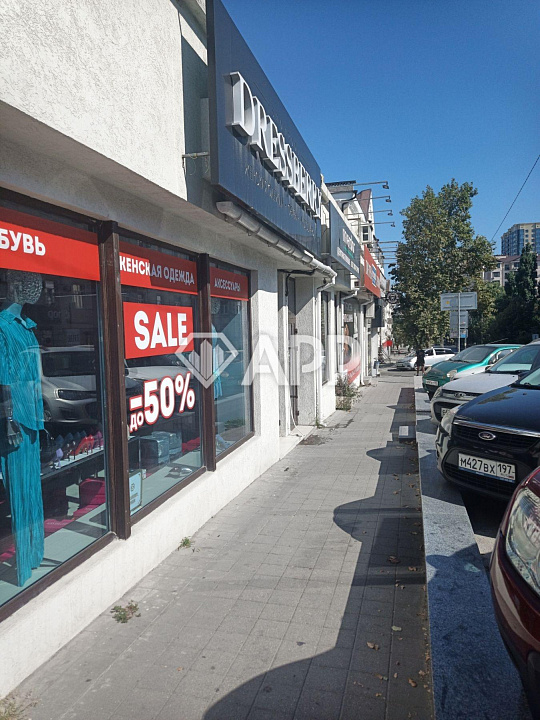 Продаю торговое помещение 77 м² с арендатором "Апрель" фото