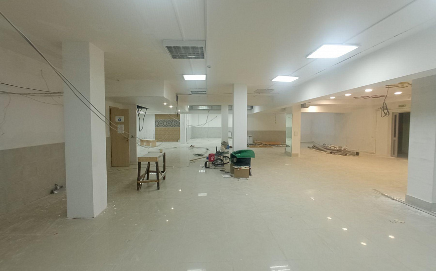 Сдам помещение свободного назначения, 314 м² фото