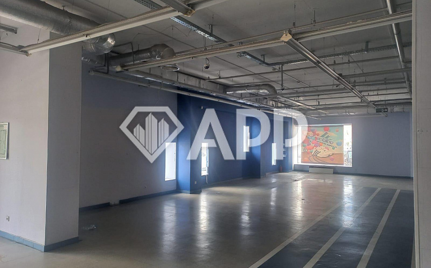 Сдаю  помещение свободного назначения , 1500 м² фото