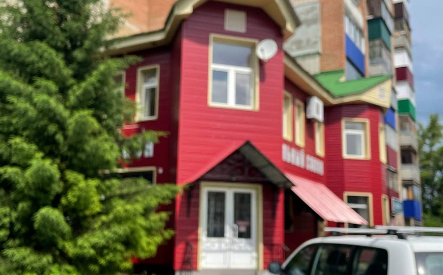 Помещения свободного назначения в отдельно стоящем здании фото