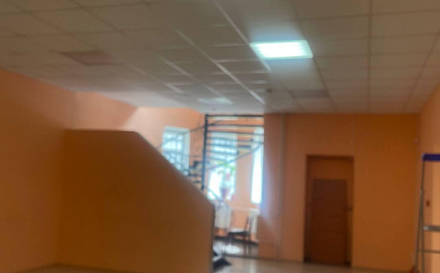 Помещения свободного назначения в отдельно стоящем здании фото
