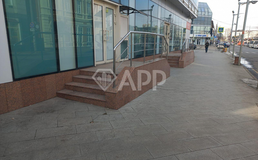 Сдаю помещение свободного назначения, 408 м² фото