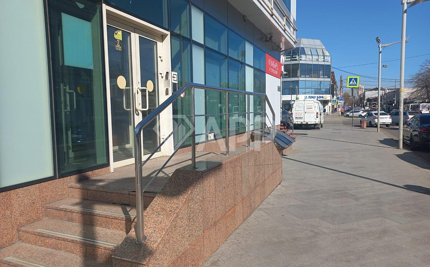 Сдаю помещение свободного назначения, 408 м² фото