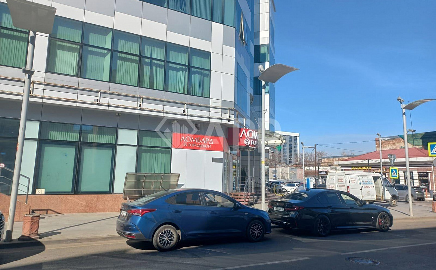 Сдаю помещение свободного назначения, 408 м² фото
