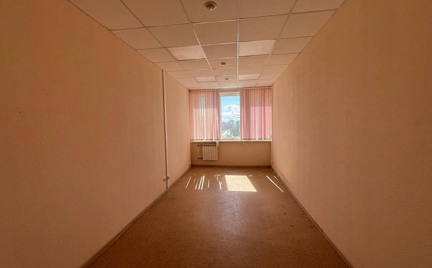 Аренда офисного помещения, 570 м² фото