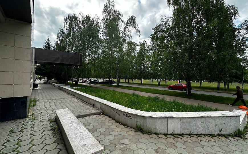 Аренда торговая площадь 280 м² фото