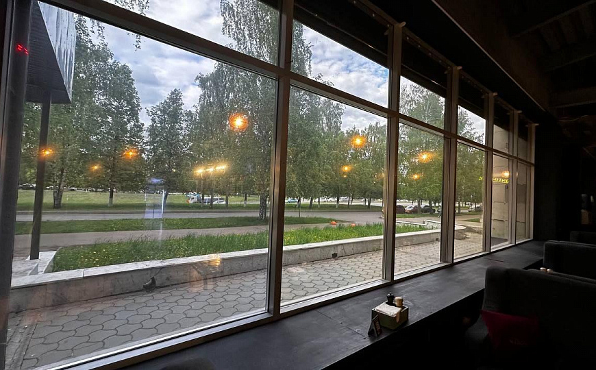 Аренда торговая площадь 280 м² фото