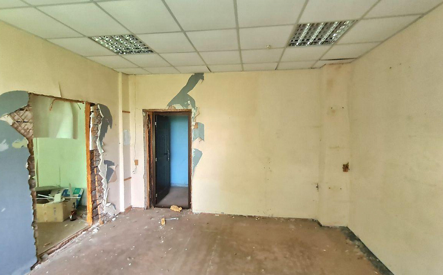 Продам здание свободного назначения фото