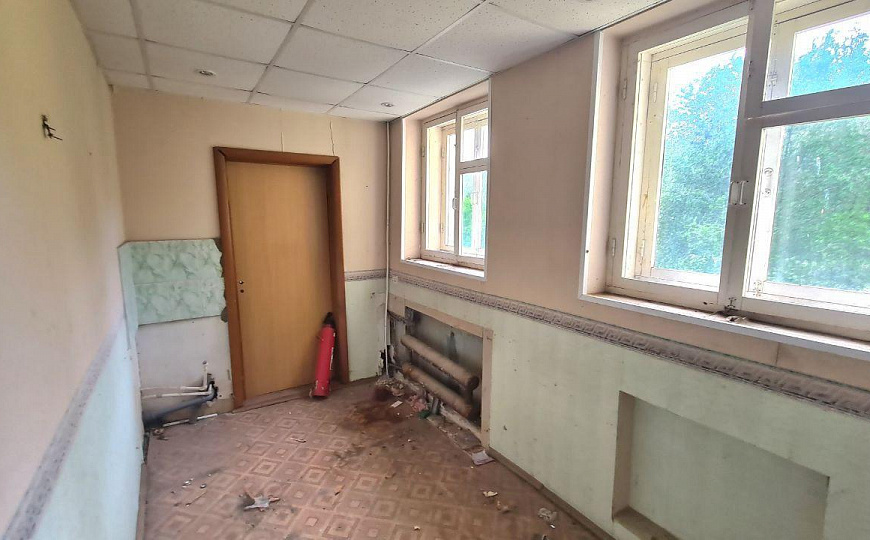Продам здание свободного назначения фото