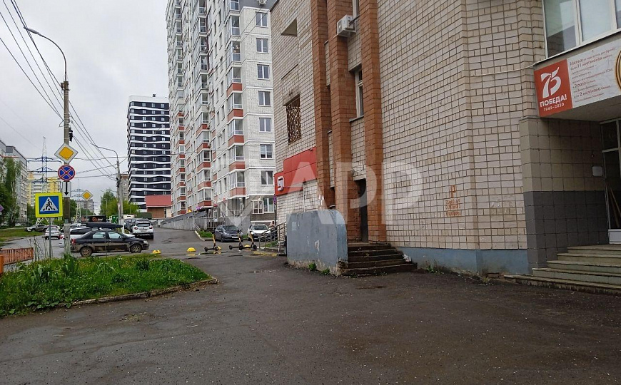 Помещение в шикарной локации фото