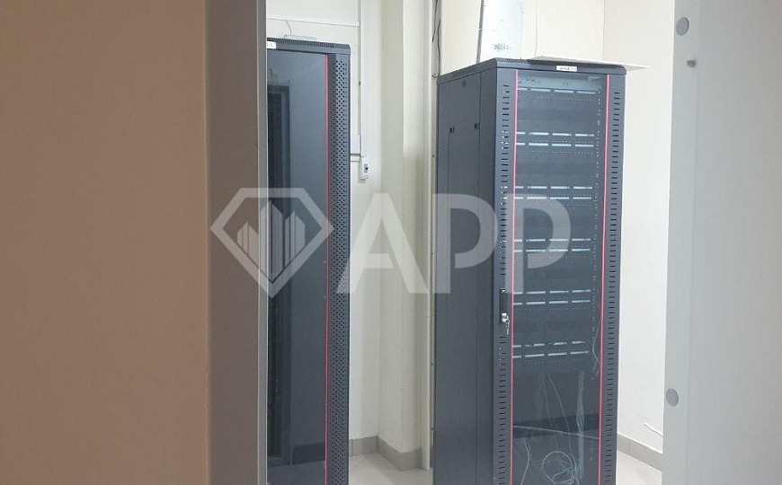 Офис/Фитнес центр/Банк от 500 до 2600 м2 фото