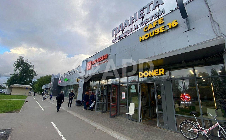 Продам помещение в торговом центре фото