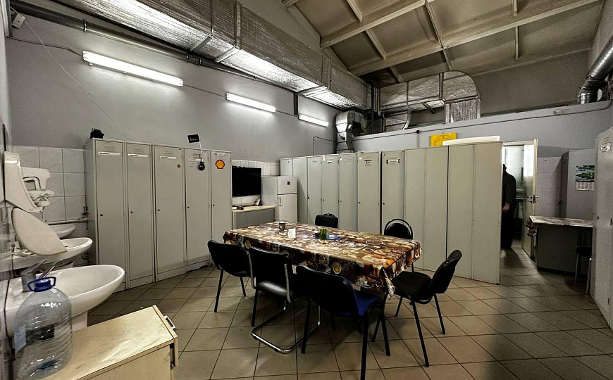 Аренда производственно-складских помещений 1106 м2 на ул. Мирной фото