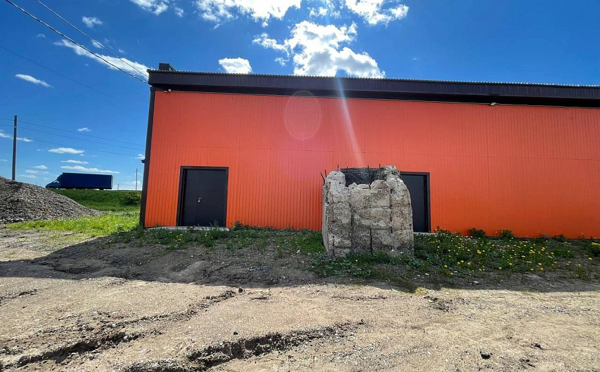 Сдам помещение свободного назначения 851м² под торговлю/ склад/производство фото