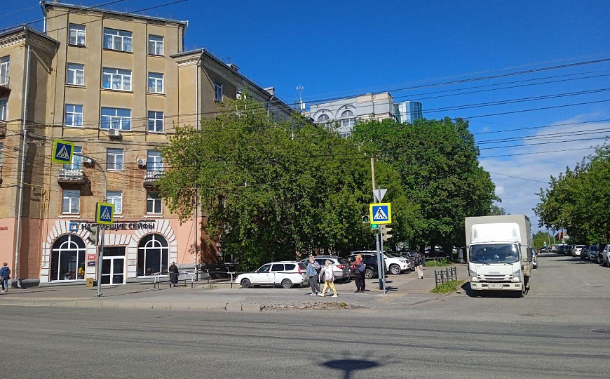 Помещение в центре фото