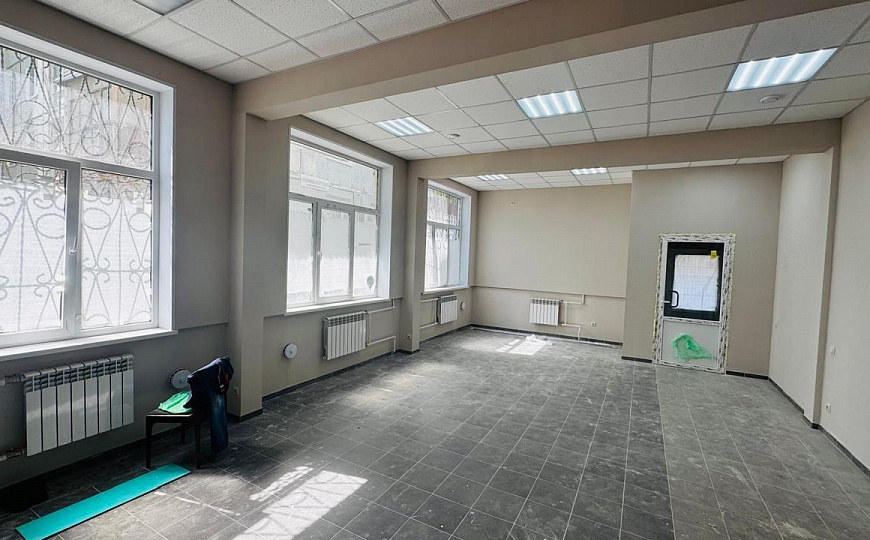 Помещение под салон, услуги, офис, пункт выдачи 60 м² фото