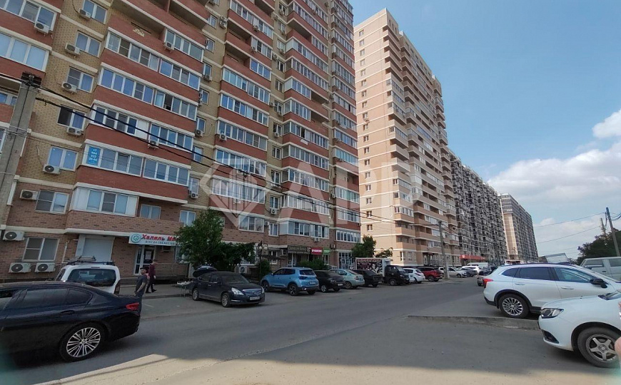 Сдам торговое помещение, 476 м² фото