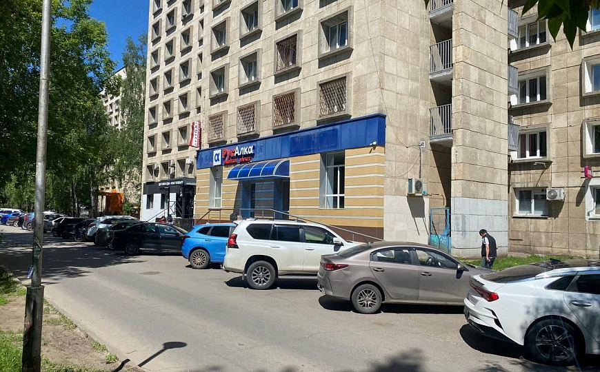 Сдается помещение свободного назначения фото